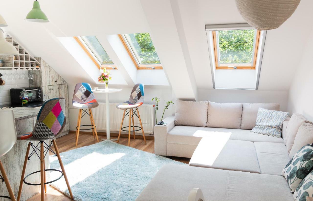 Cozy Flat In The Heart Of The City Oradea Eksteriør bilde